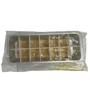 Vintage Ice Cube Tray Aluminum Metal W/ Plastic Cube Divider USA NEW